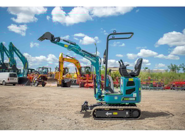 Miniexcavator SUNWARD SWE 08B de vanzare